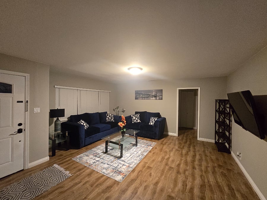 Furnished Finder property 895873_1 photo 3