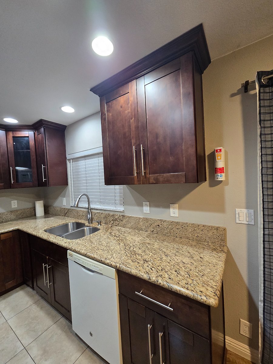 Furnished Finder property 895873_1 photo 4