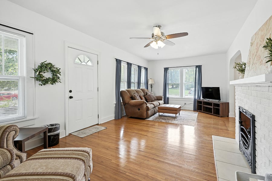 Furnished Finder property 895889_1 photo 3