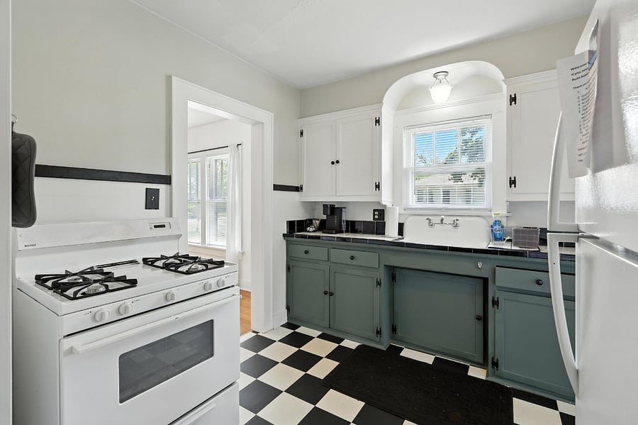 Furnished Finder property 895889_1 photo 12