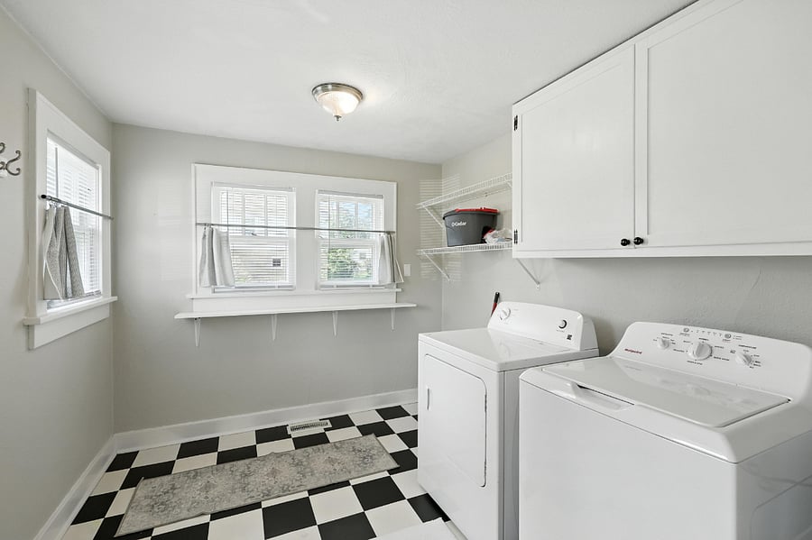 Furnished Finder property 895889_1 photo 17