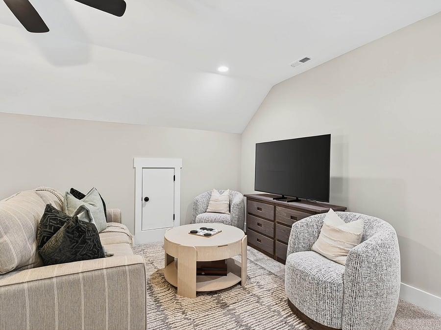 Furnished Finder property 895895_1 photo 21