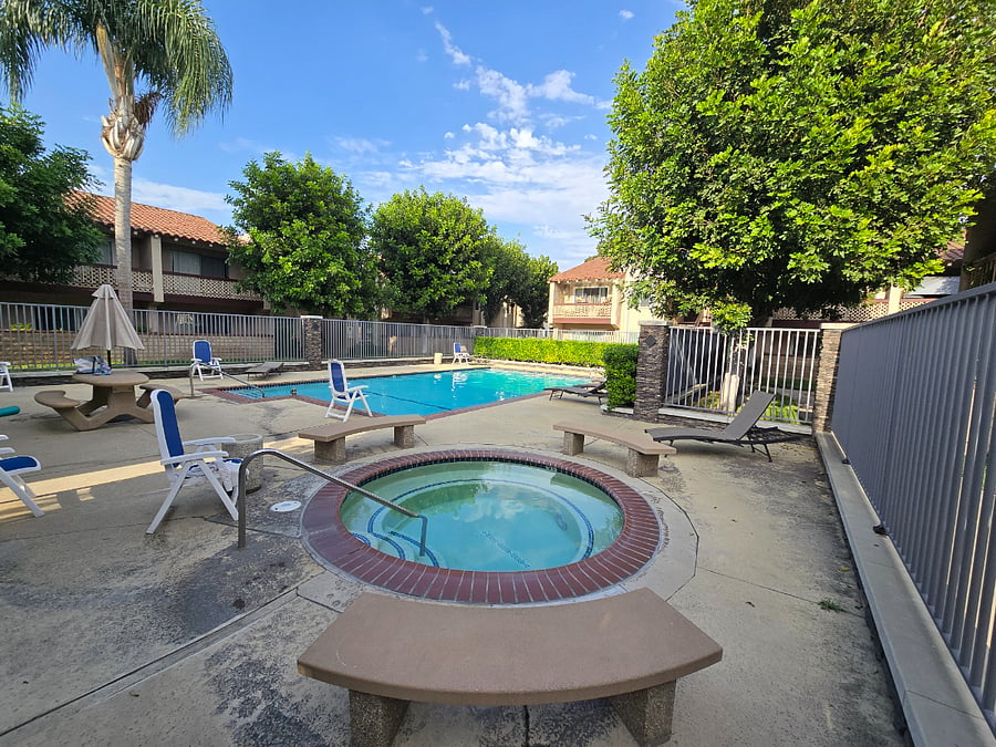 Furnished Finder property 895905_1 photo 11