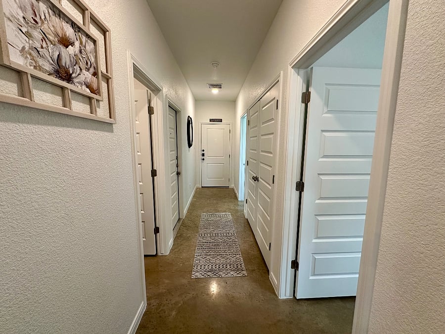 Furnished Finder property 895958_1 photo 17