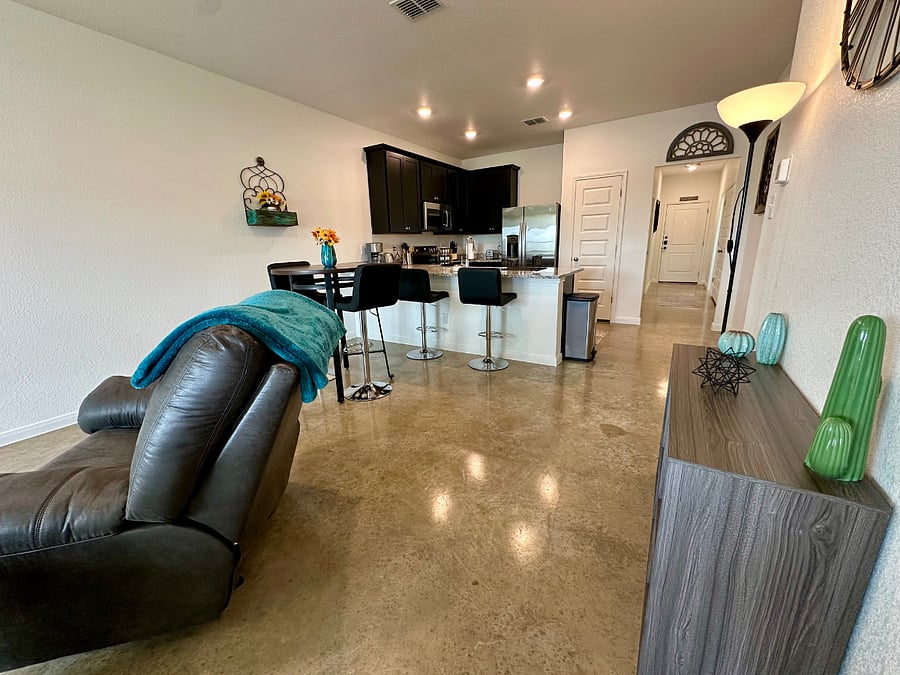 Furnished Finder property 895958_1 photo 4