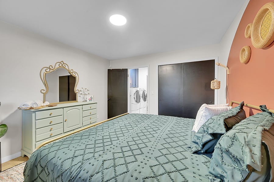 Furnished Finder property 895962_1 photo 22