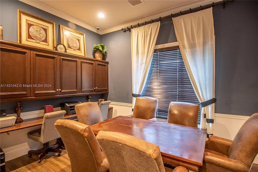 Furnished Finder property 895965_1 photo 11