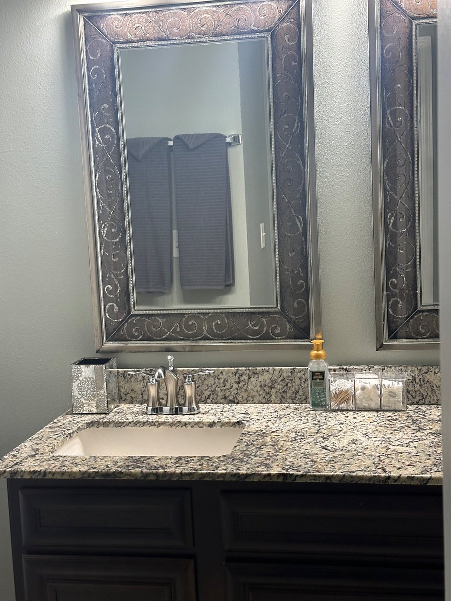 Furnished Finder property 895970_1 photo 4