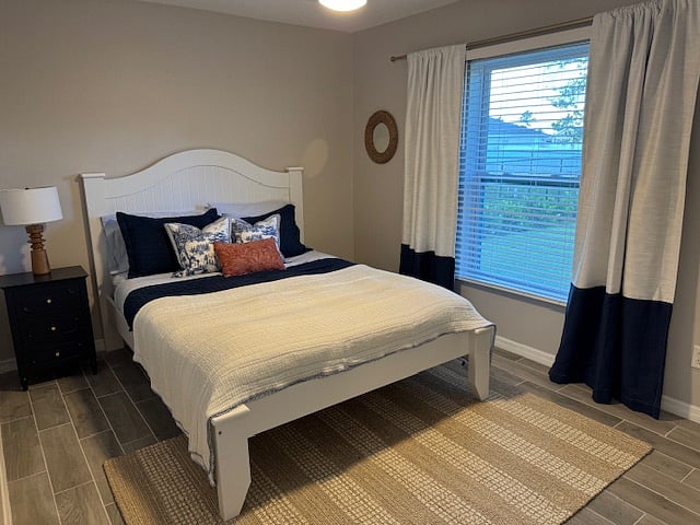Bedroom 2. Queen