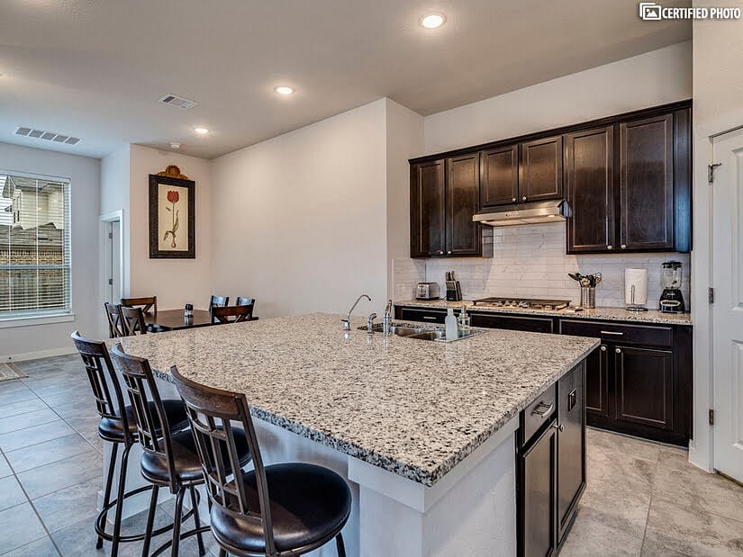 Furnished Finder property 896010_1 photo 6