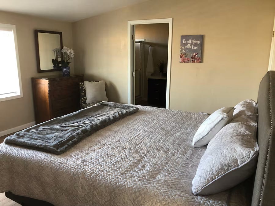 Furnished Finder property 896014_1 photo 14
