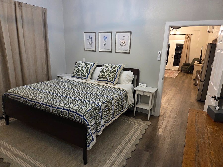 Furnished Finder property 896024_1 photo 1
