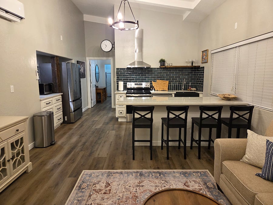 Furnished Finder property 896024_1 photo 6