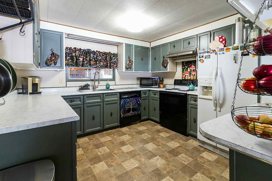 Furnished Finder property 896049_2 photo 9