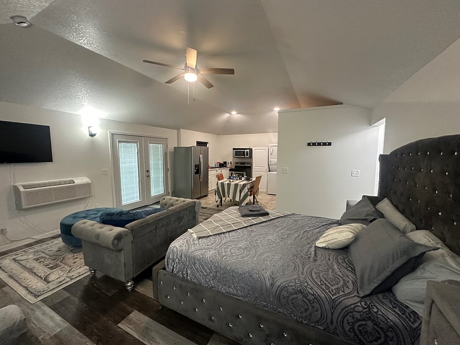 Furnished Finder property 896055_1 photo 9