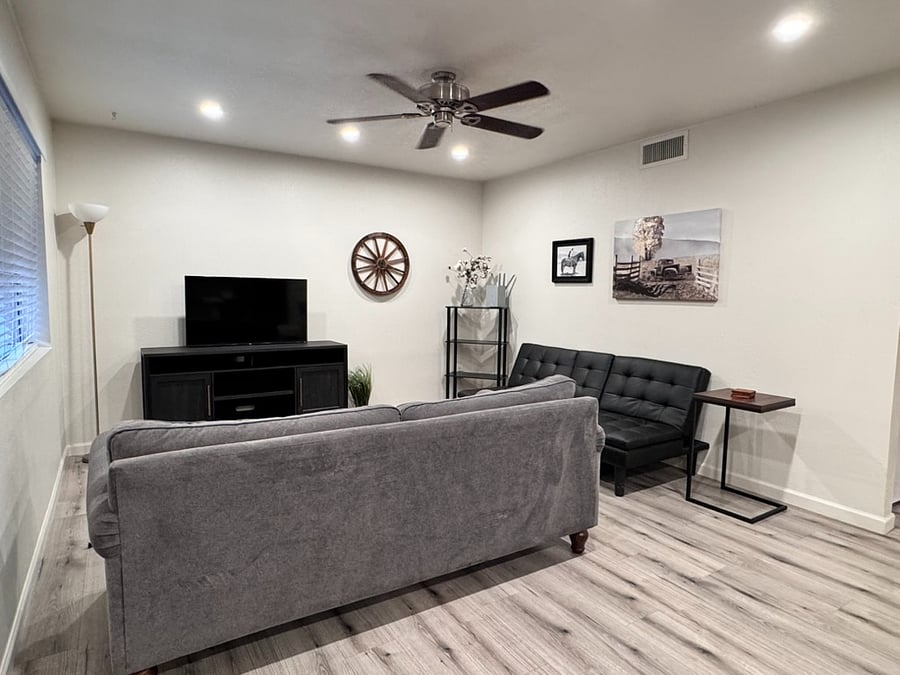 Furnished Finder property 896060_1 photo 4