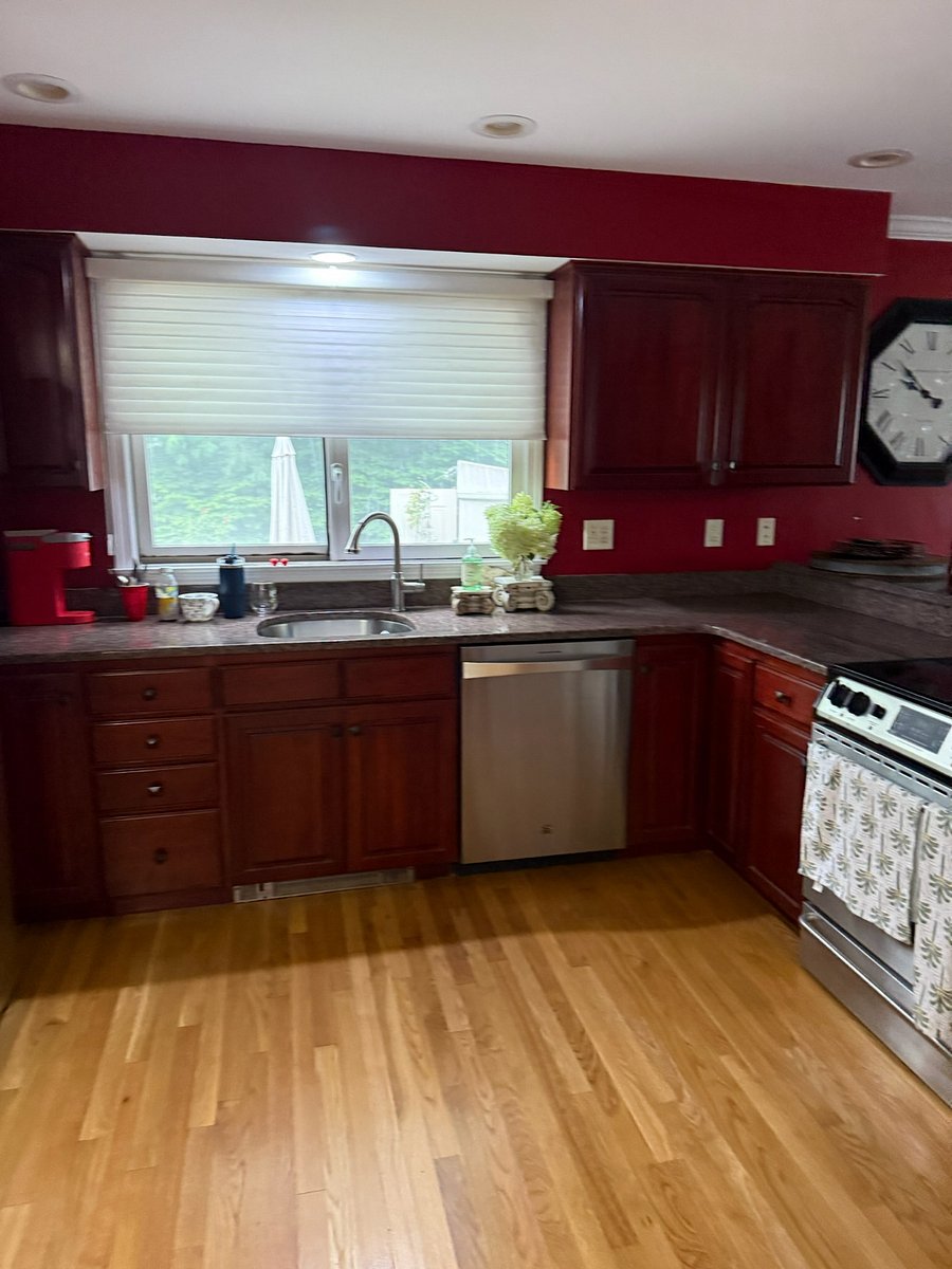 Kitchen sink area