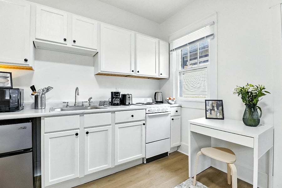 Fully equipped kitchen.
Also check 3D link in description of space.