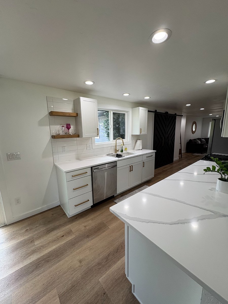 Furnished Finder property 896099_1 photo 11