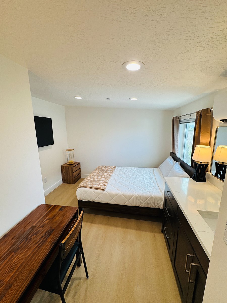 Furnished Finder property 896120_1 photo 14