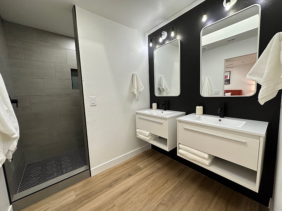 Bathroom of East Bedroom