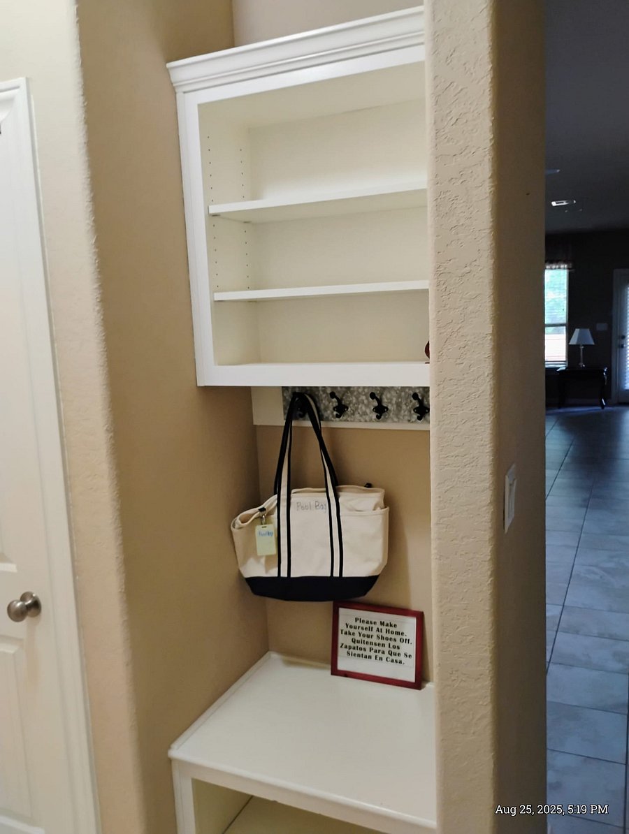 Furnished Finder property 896133_1 photo 16