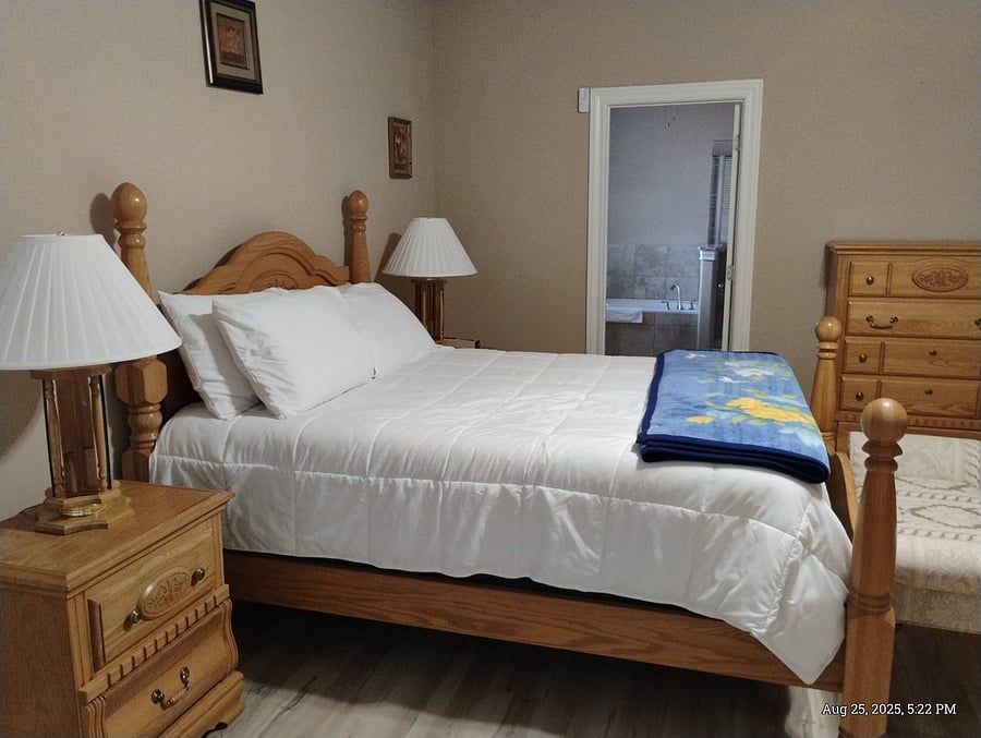 Furnished Finder property 896133_1 photo 8