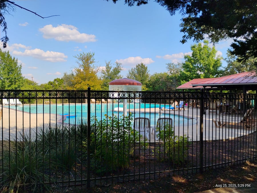 Furnished Finder property 896133_1 photo 30