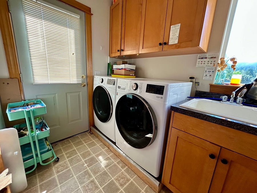 Furnished Finder property 896165_1 photo 20