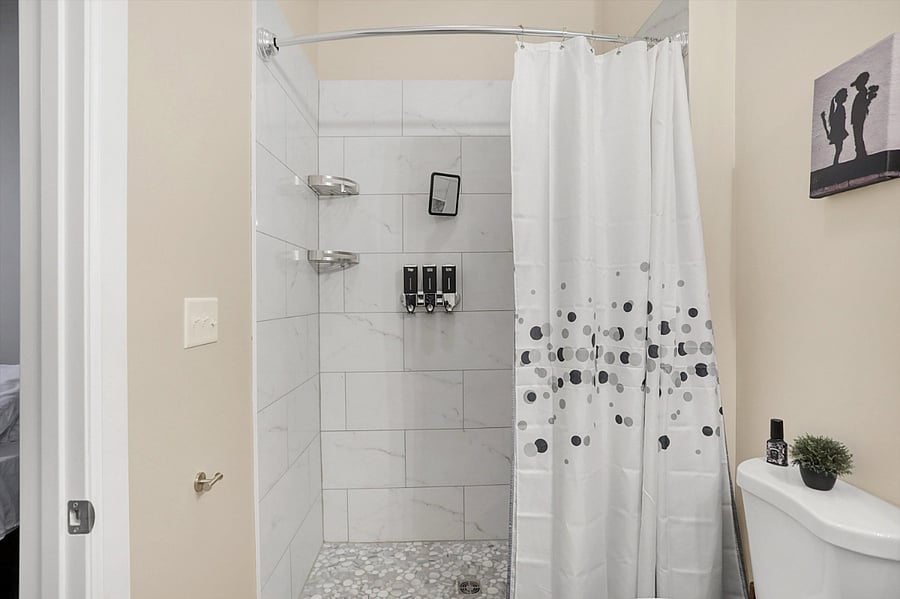 Furnished Finder property 896169_1 photo 25