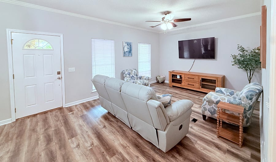 Furnished Finder property 896203_1 photo 1