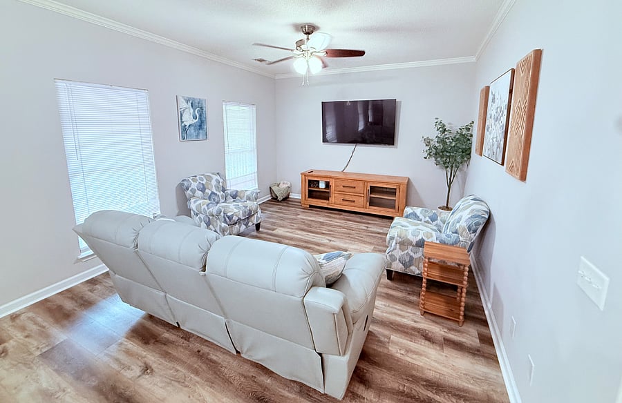 Furnished Finder property 896203_1 photo 2