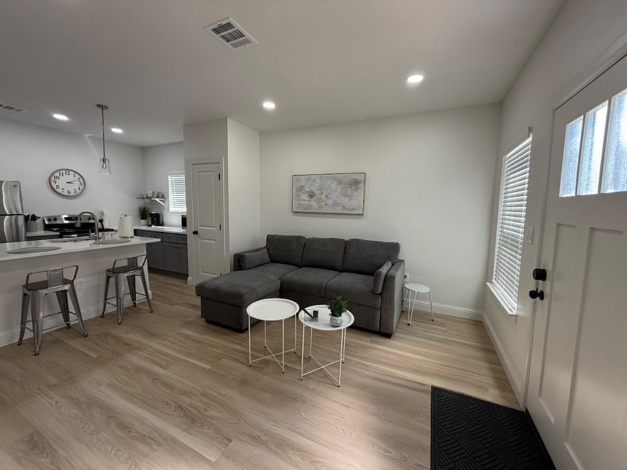 Furnished Finder property 896218_1 photo 3