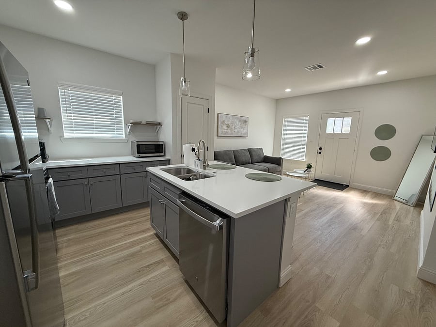 Furnished Finder property 896218_1 photo 5