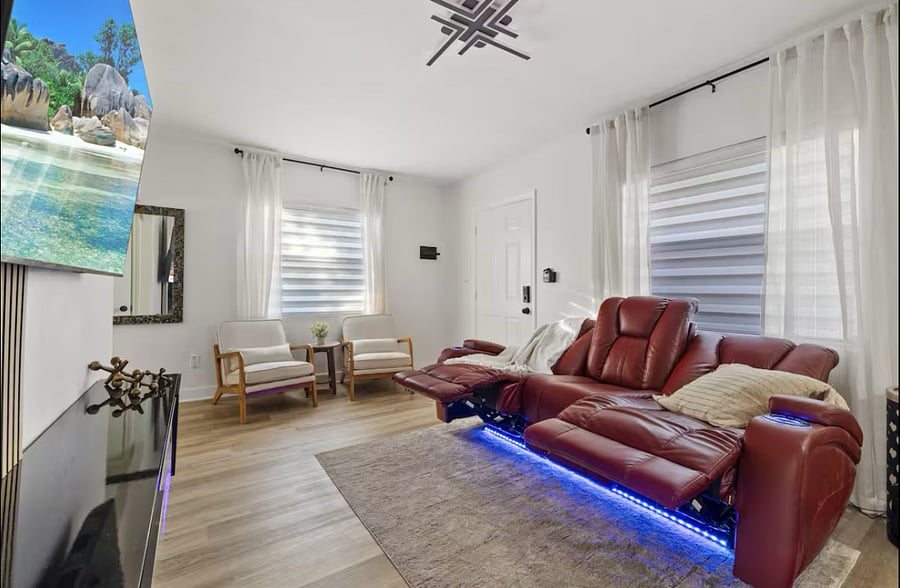 Furnished Finder property 896233_1 photo 13