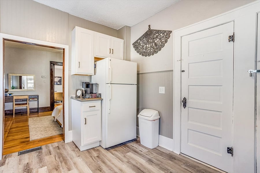 Furnished Finder property 896253_1 photo 13