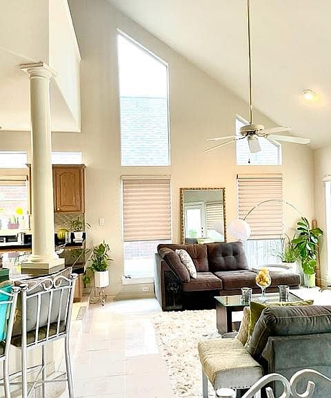 Furnished Finder property 896260_1 photo 9