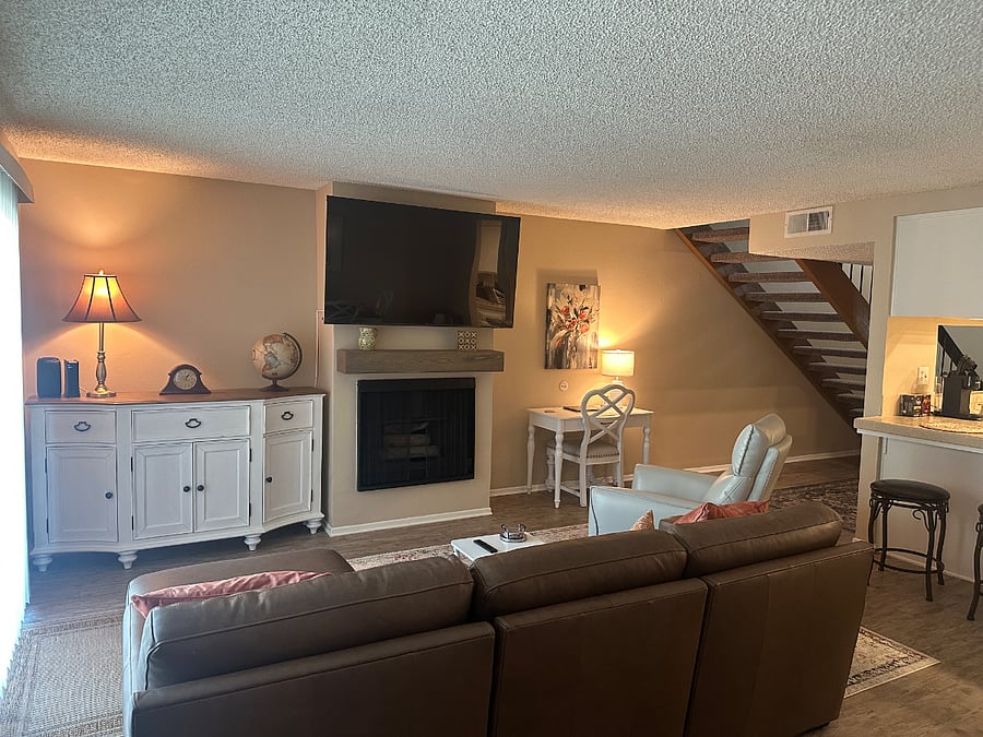Furnished Finder property 896283_2 photo 10