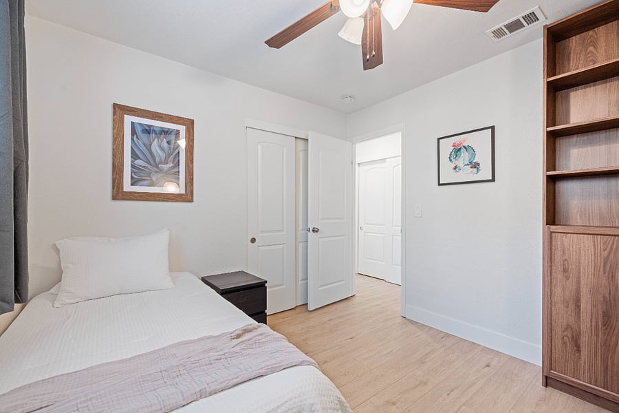 Furnished Finder property 896291_1 photo 12