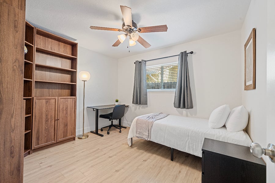 Furnished Finder property 896291_1 photo 13