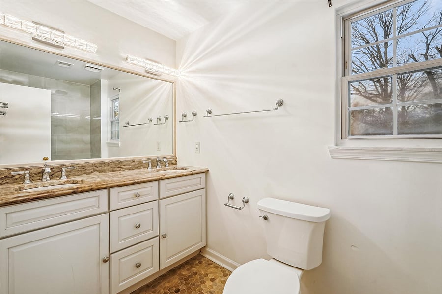 Furnished Finder property 896295_1 photo 9
