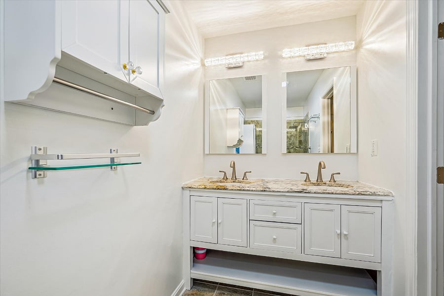 Furnished Finder property 896295_1 photo 8