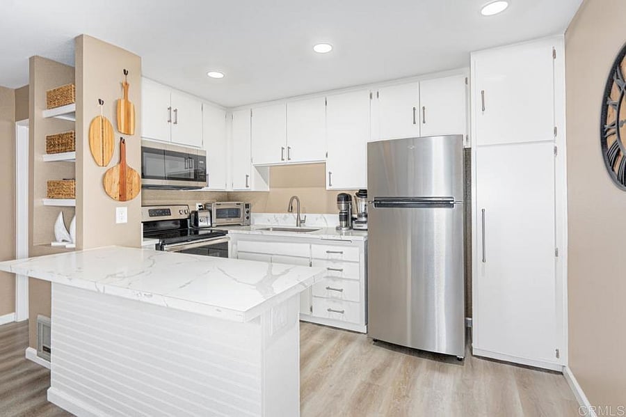 Furnished Finder property 896307_1 photo 8