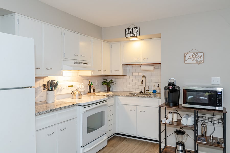 Furnished Finder property 896326_1 photo 16