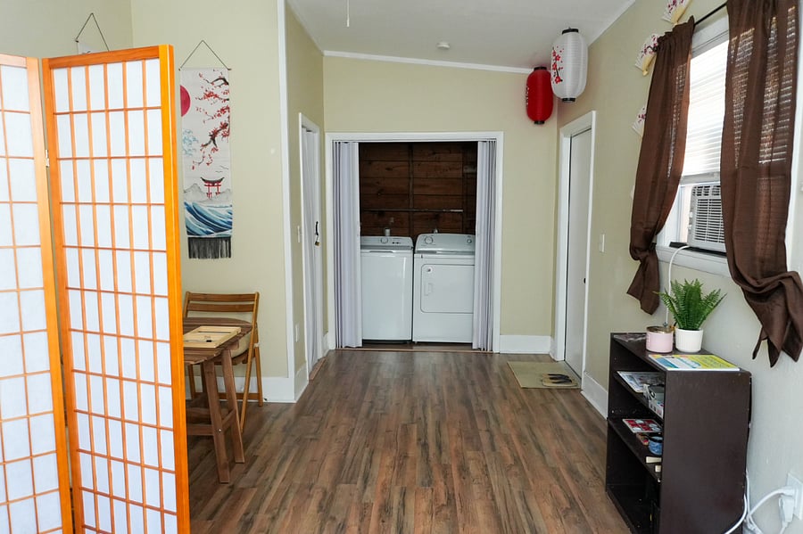 Furnished Finder property 896384_1 photo 17