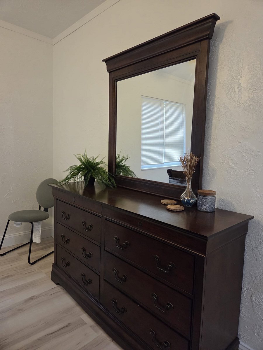 Furnished Finder property 896396_1 photo 17