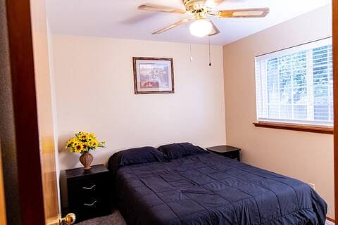Furnished Finder property 896403_1 photo 15