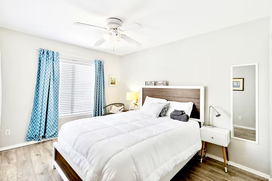 Furnished Finder property 896408_1 photo 15