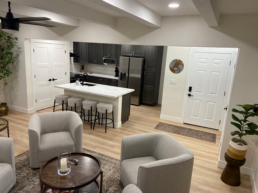 Furnished Finder property 896410_1 photo 11