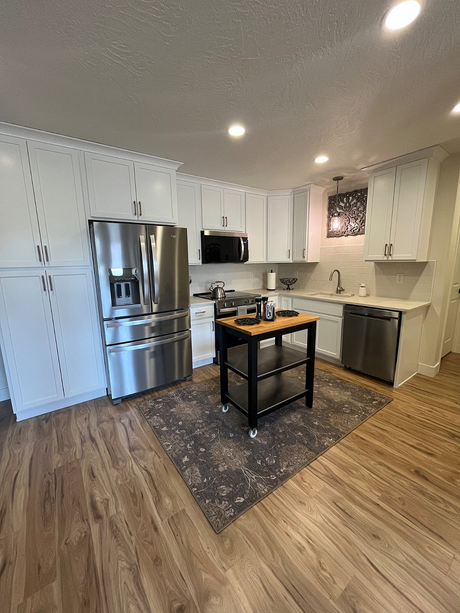 Furnished Finder property 896541_1 photo 3